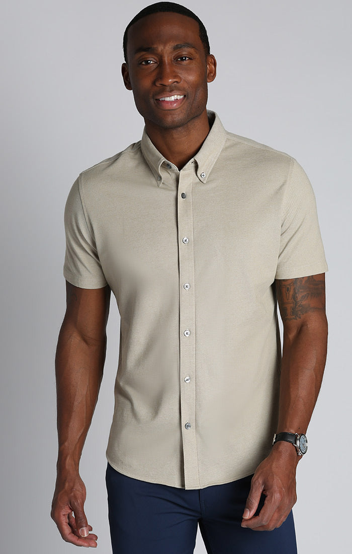 Men's Comfort Stretch Oxford Shirt, Slightly Fitted Untucked Fit,  Short-Sleeve